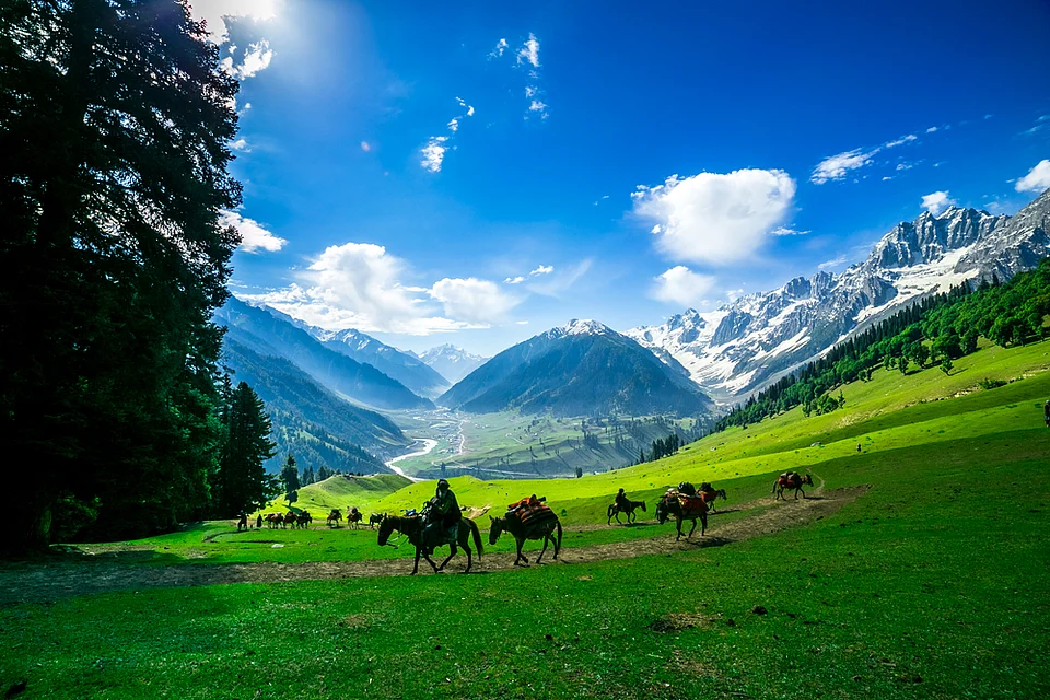 Neelum Valley Tour